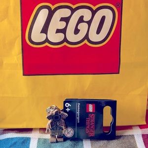 RARE 🪰 LEGO STRANGER THINGS DEMOGORGON  KEY CHAIN 🪰  NWT🪰